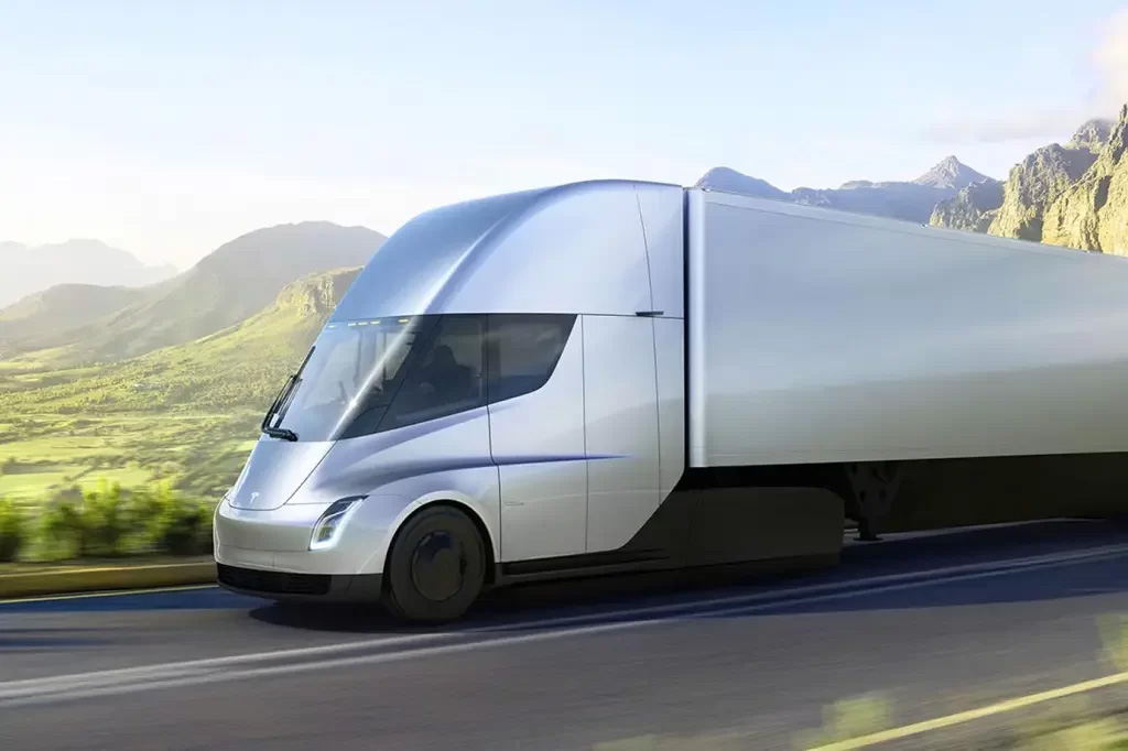 Caminhão elétrico da Tesla finalmente começa a rodar das estradas